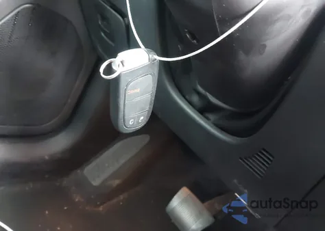 2019 Jeep Cherokee Latitude Plus Fwd from USA, damaged, VIN 1C4PJLLB8KD439467